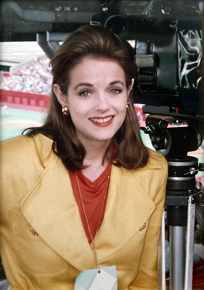 Cindy-in-yellow-coat